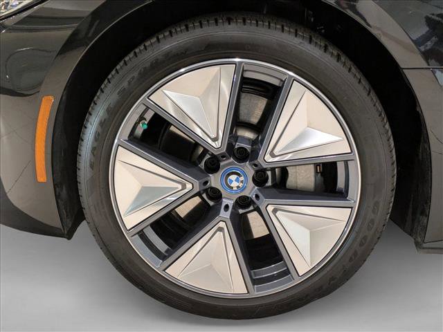 Used 2024 BMW i4 eDrive35 w/ Premium Package image 25
