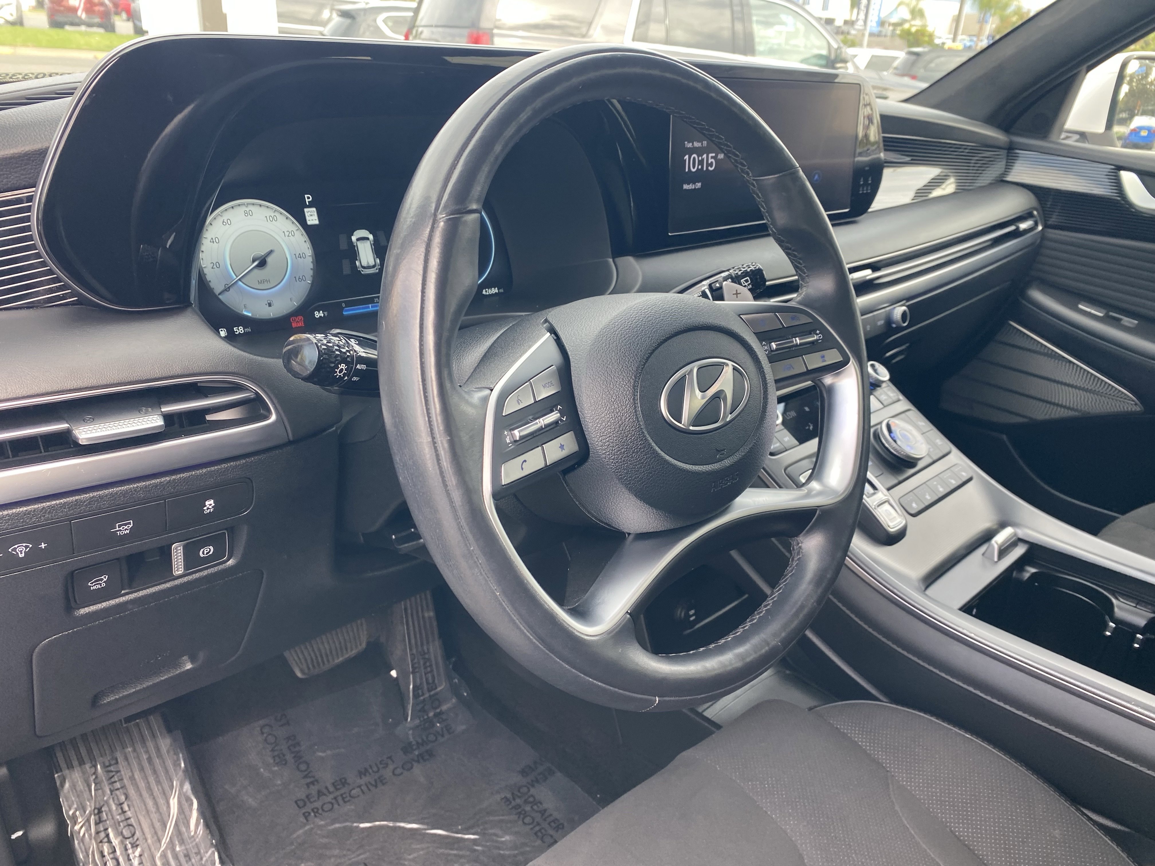 Used 2024 Hyundai Palisade Calligraphy image 16