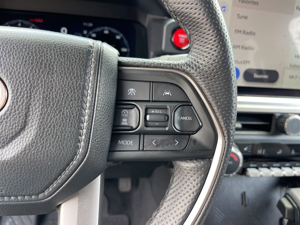 Used 2024 Toyota Tacoma TRD Off-Road AWD/4WD image 18