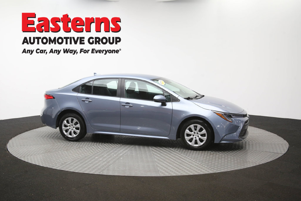 Used 2024 Toyota Corolla LE FWD image 47