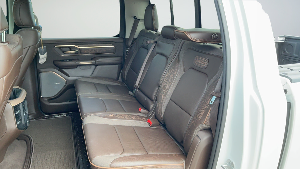 Used 2025 RAM 1500 Limited AWD/4WD image 20
