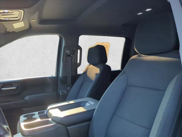 Used 2024 Chevrolet Silverado 2500 Custom w/ Custom Value Package image 8