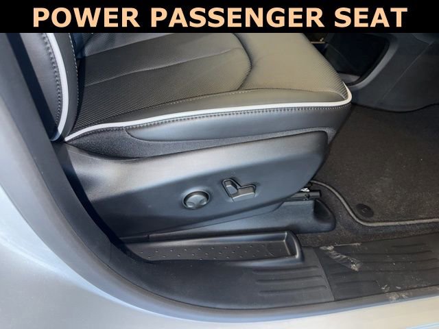 New 2026 Chrysler Pacifica Limited w/ Trailer Tow Group AWD/4WD image 34