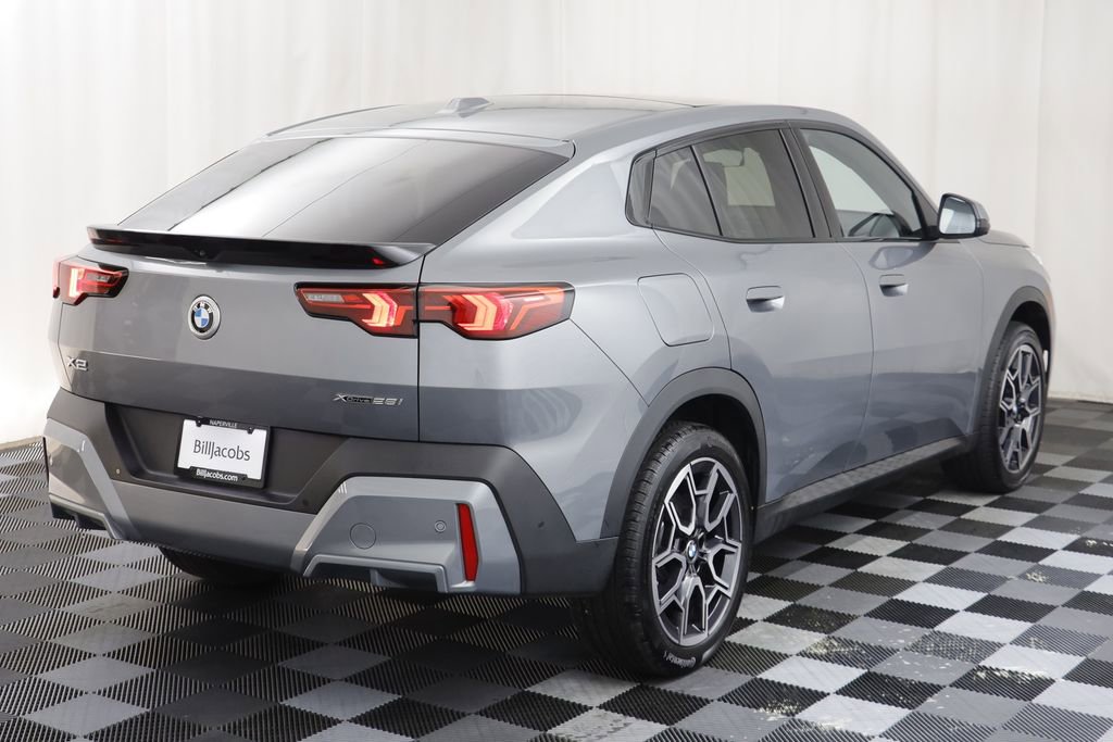 Certified 2026 BMW X2 xDrive28i image 18