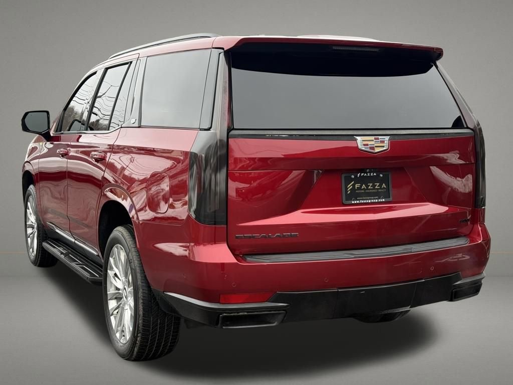 Used 2021 Cadillac Escalade Premium Luxury image 3