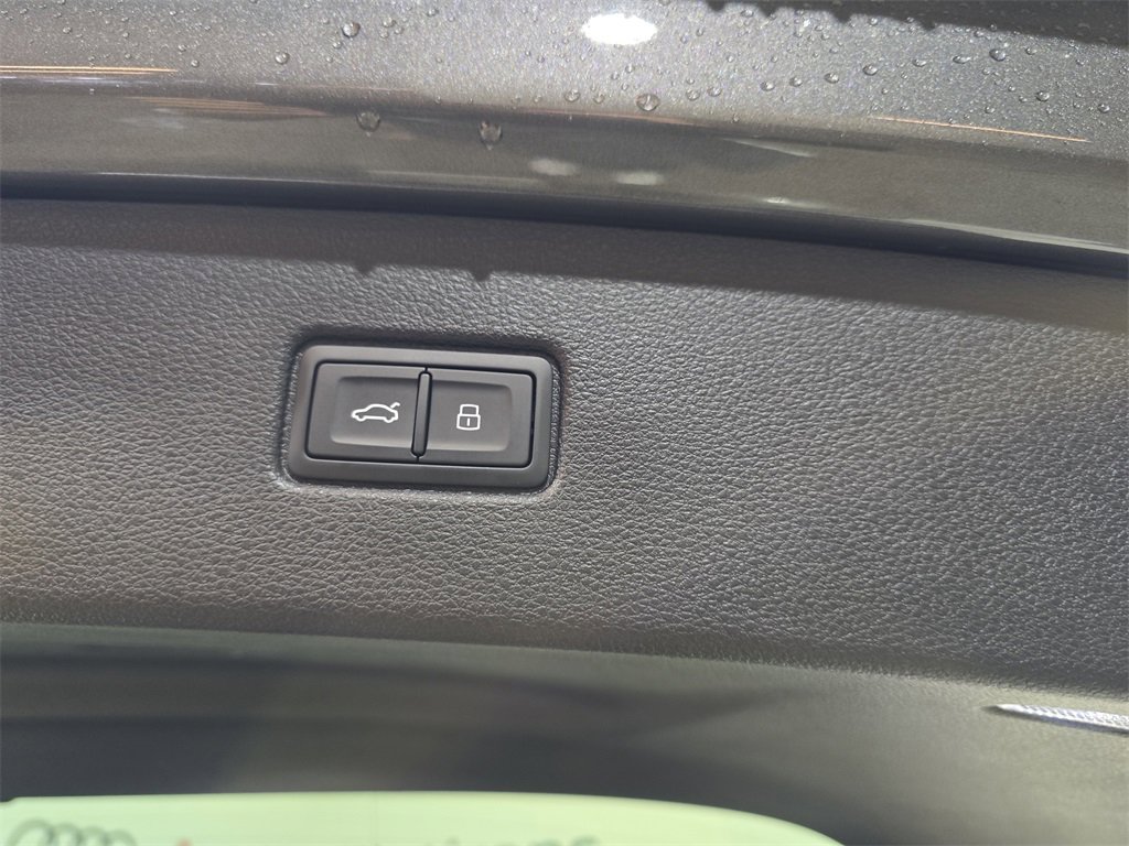 New 2026 Audi Q7 3.0T Premium Plus image 12