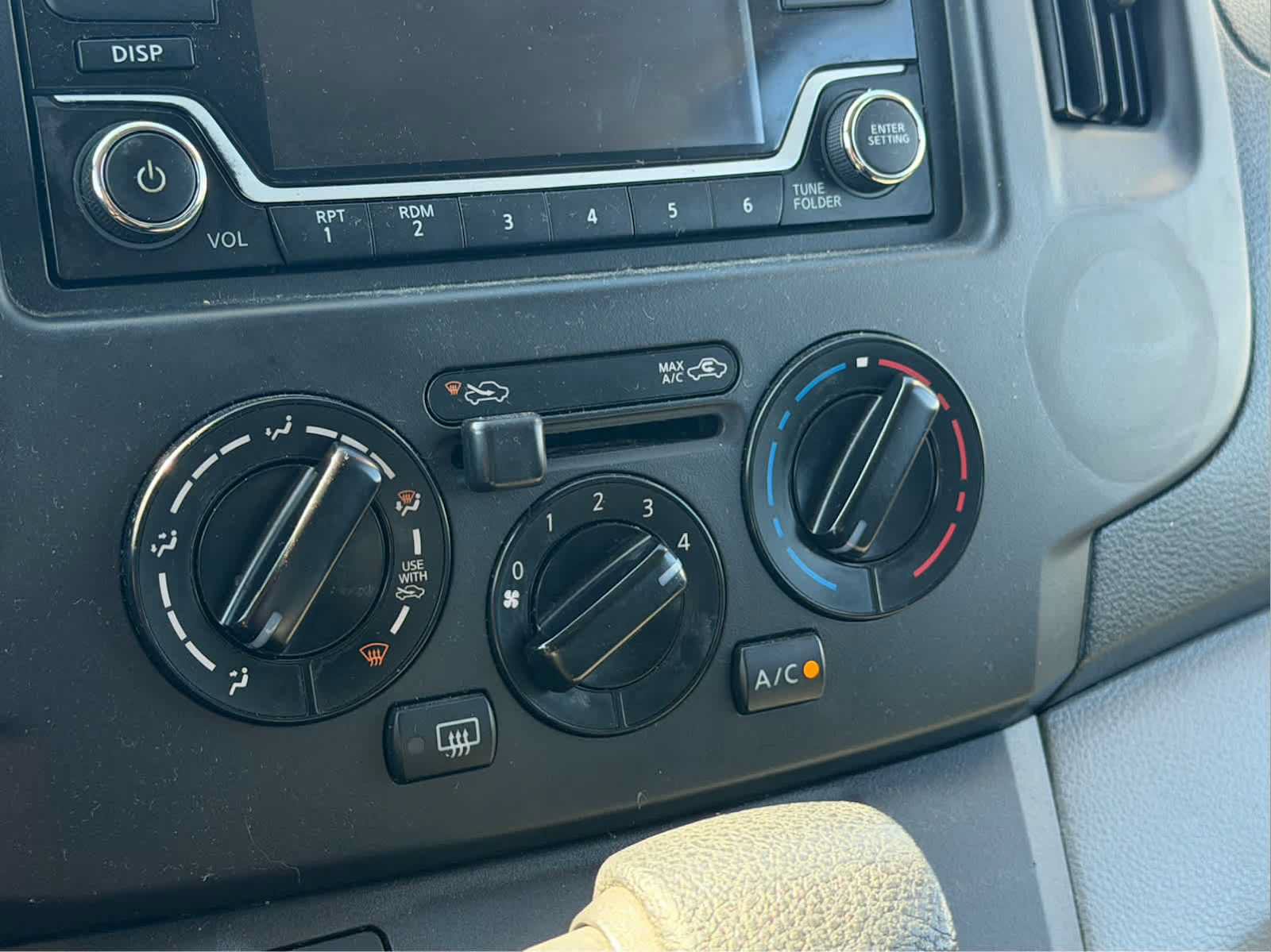 Used 2018 Chevrolet City Express LS FWD image 17
