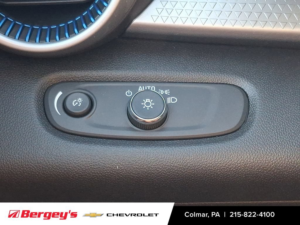 Certified 2024 Chevrolet Trax LS FWD image 25