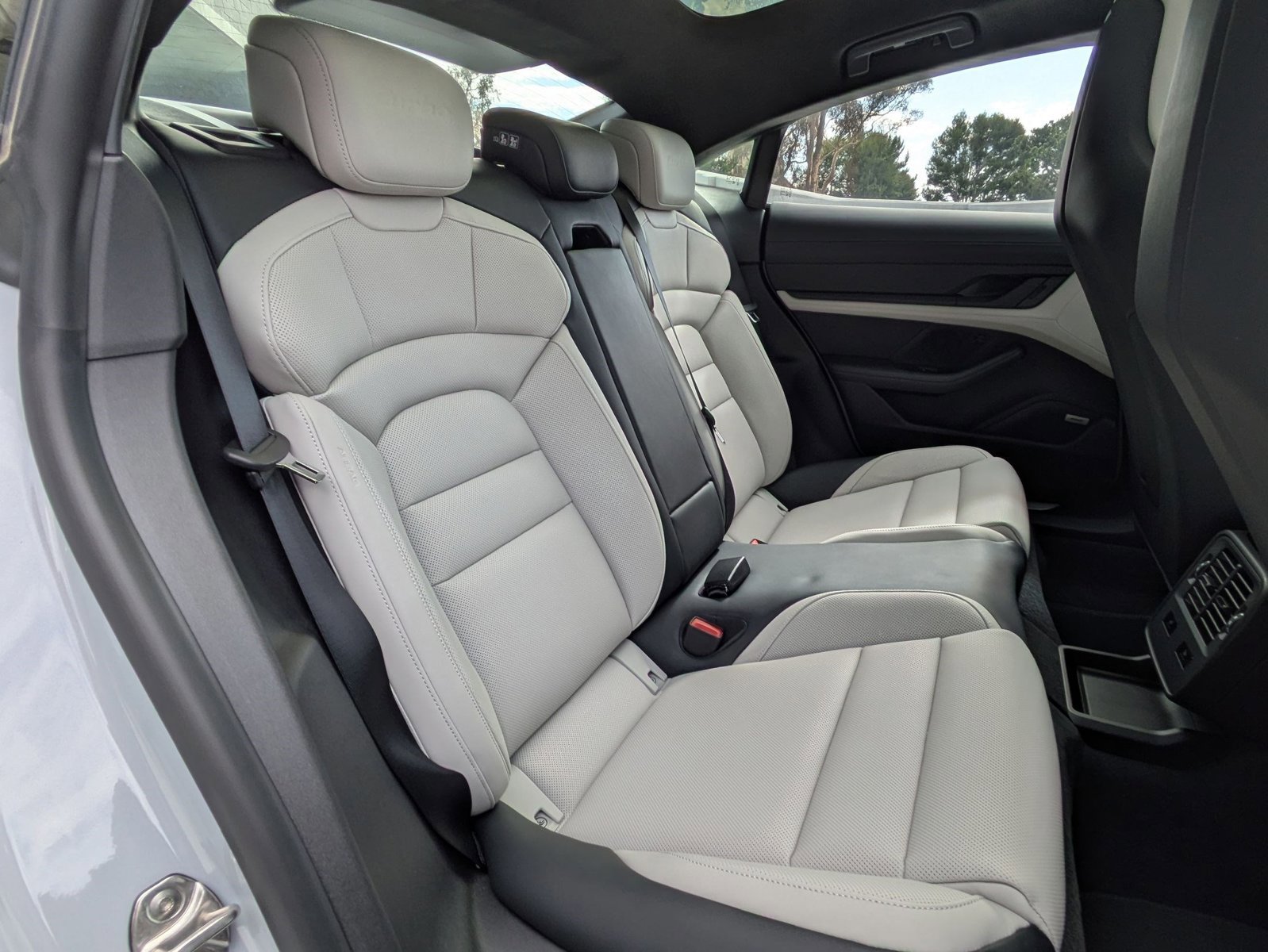 Certified 2024 Porsche Taycan Turbo image 24