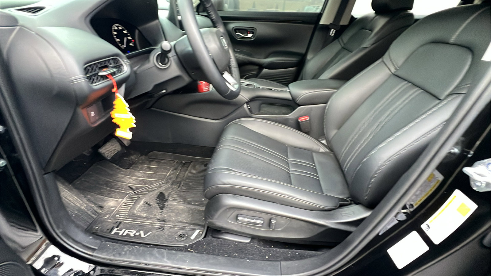 Used 2026 Honda HR-V EX-L image 16