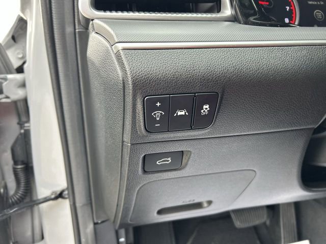 Used 2023 Kia K5 GT-Line image 17