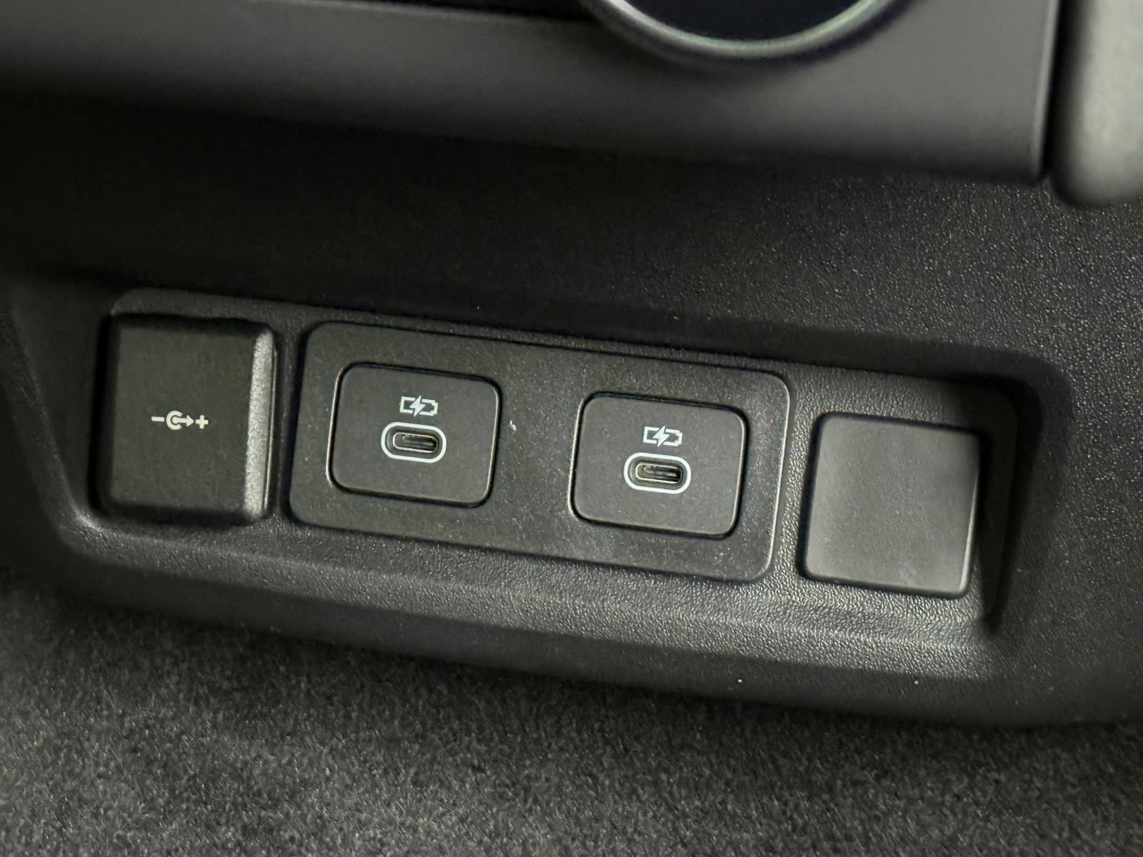 New 2026 Land Rover Discovery S AWD/4WD image 20
