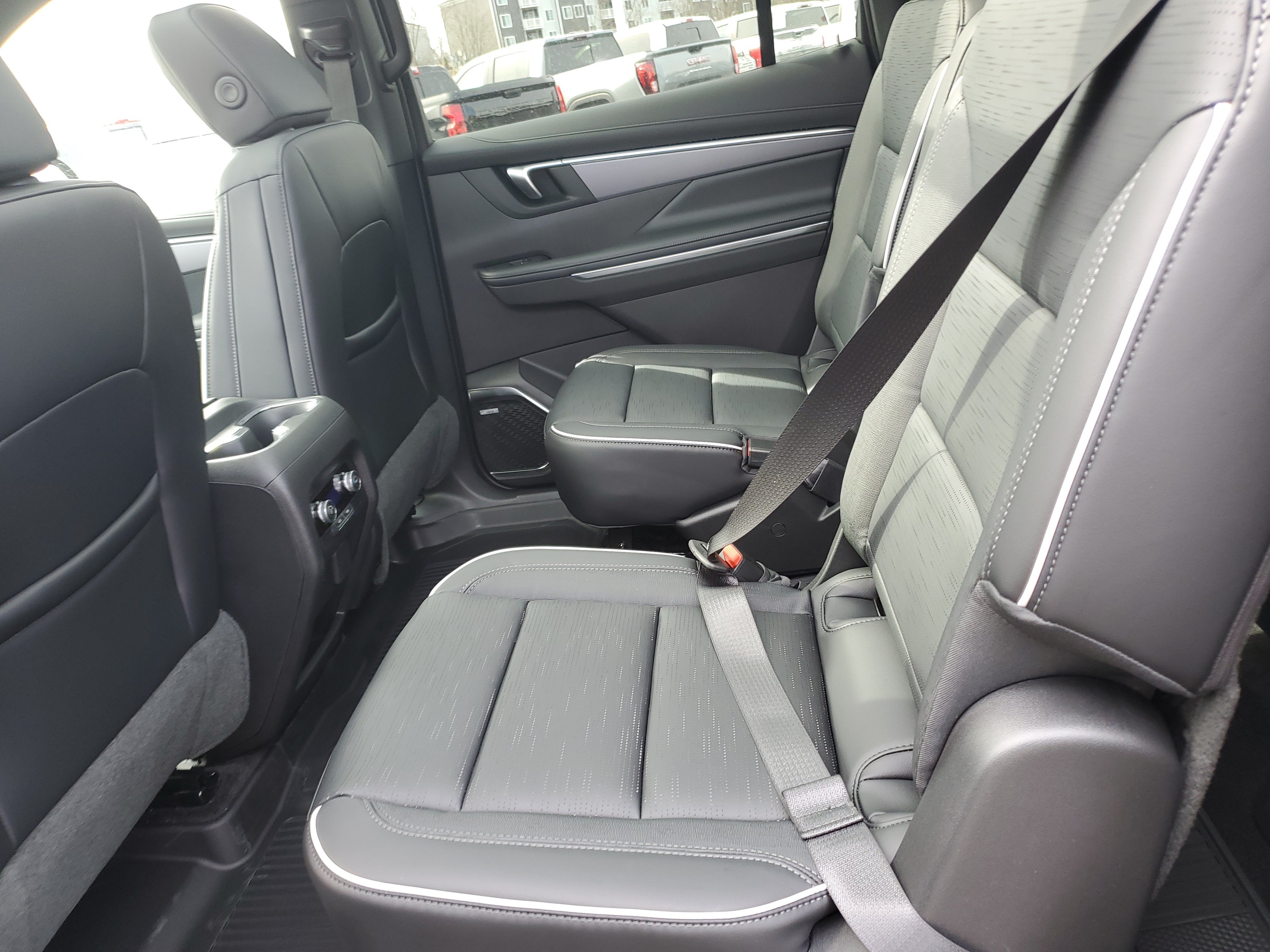 New 2026 Buick Enclave Sport Touring w/ Power Package FWD image 28