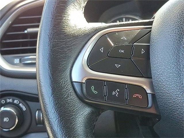 Used 2022 Jeep Renegade Latitude w/ Convenience Group image 21