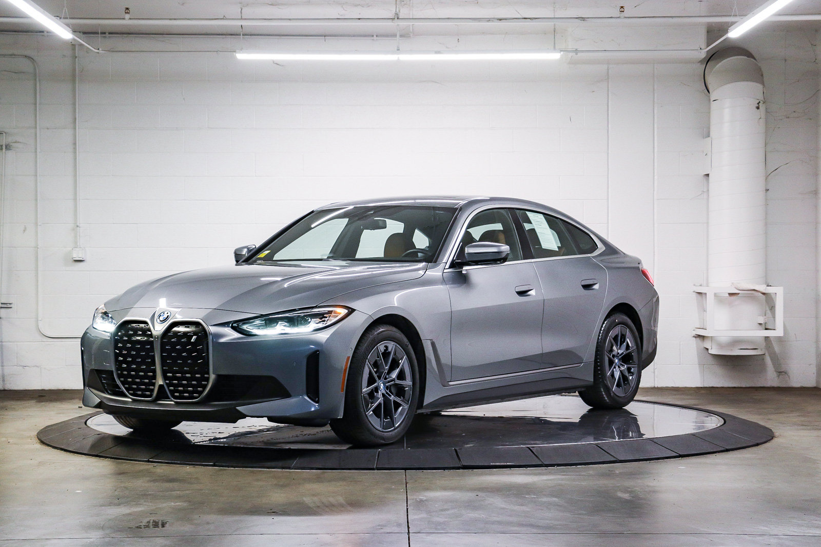 Used 2023 BMW i4 eDrive35 w/ Parking Assistance Package RWD image 3