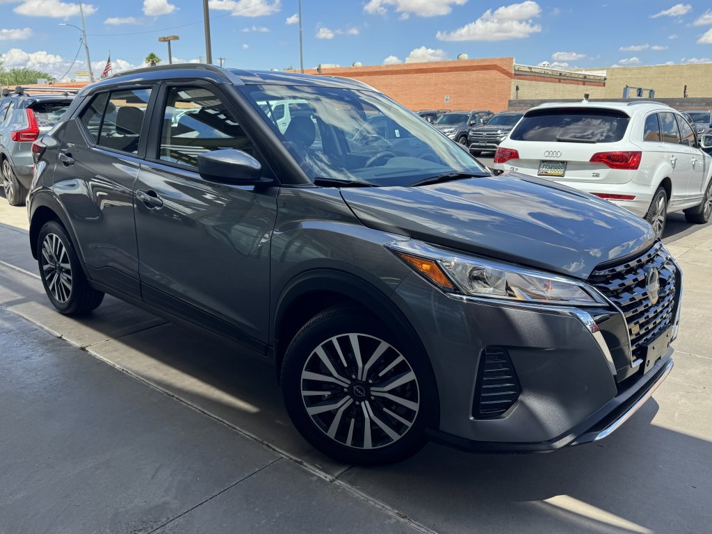 Used 2023 Nissan Kicks SV image 6