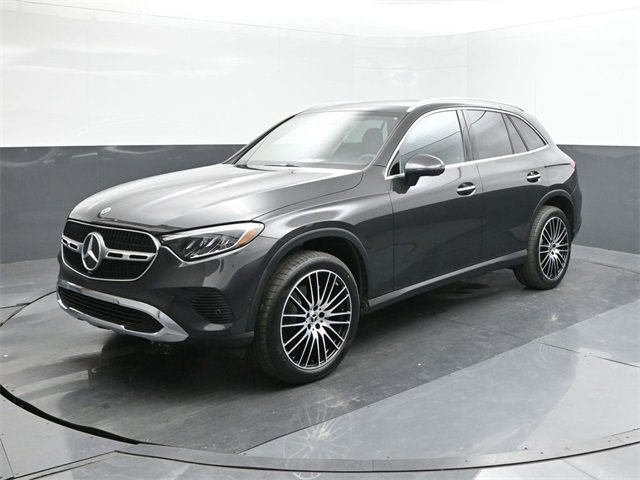 New 2025 Mercedes-Benz GLC 300