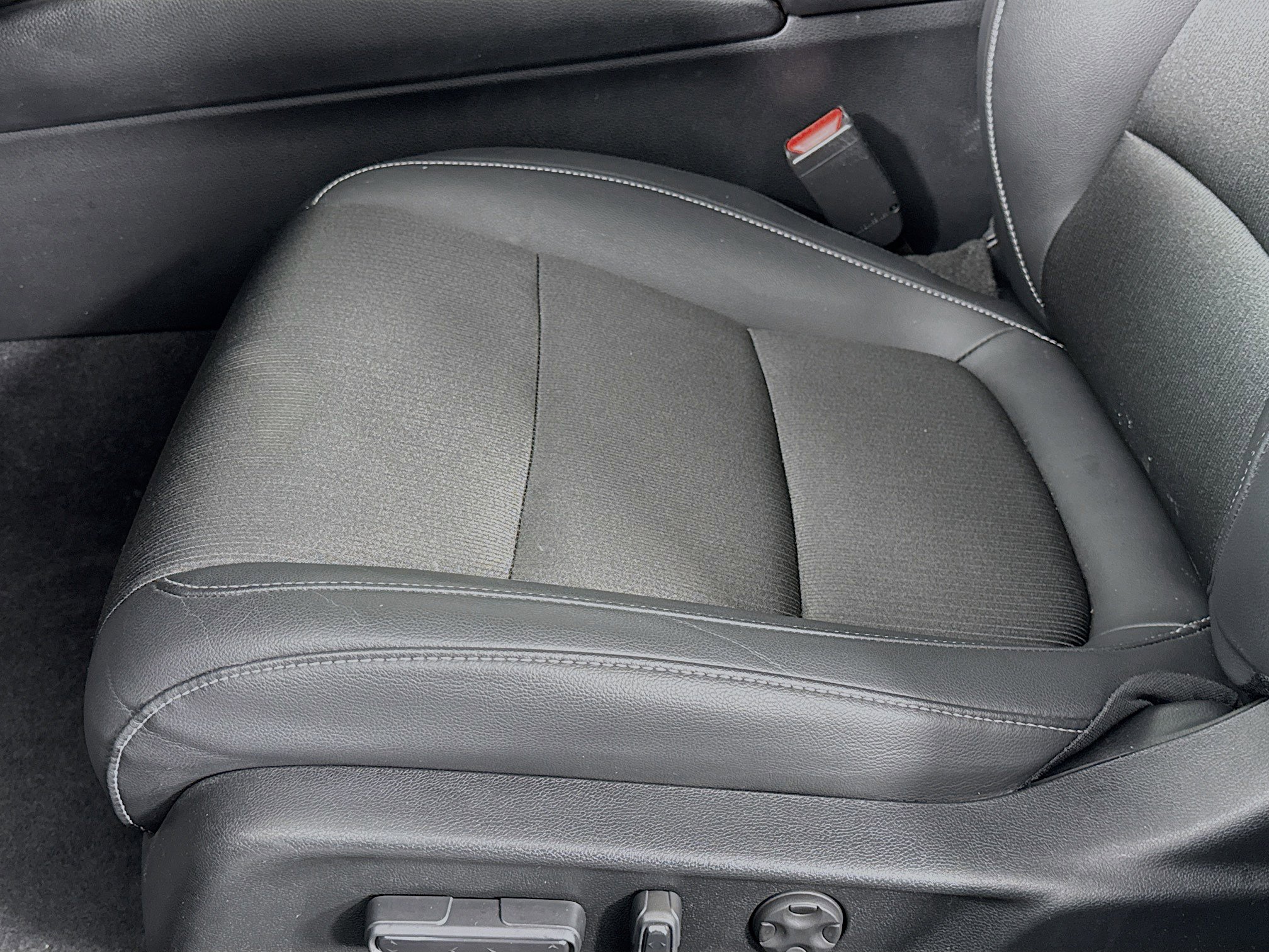 Certified 2022 Honda Accord Sport image 18