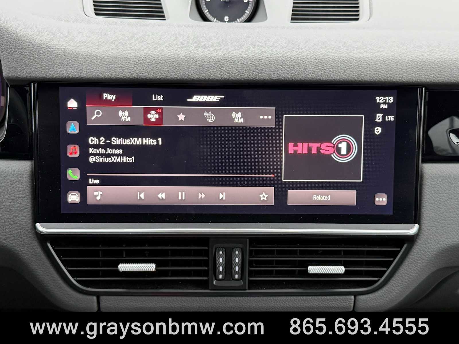 Used 2022 Porsche Cayenne image 22