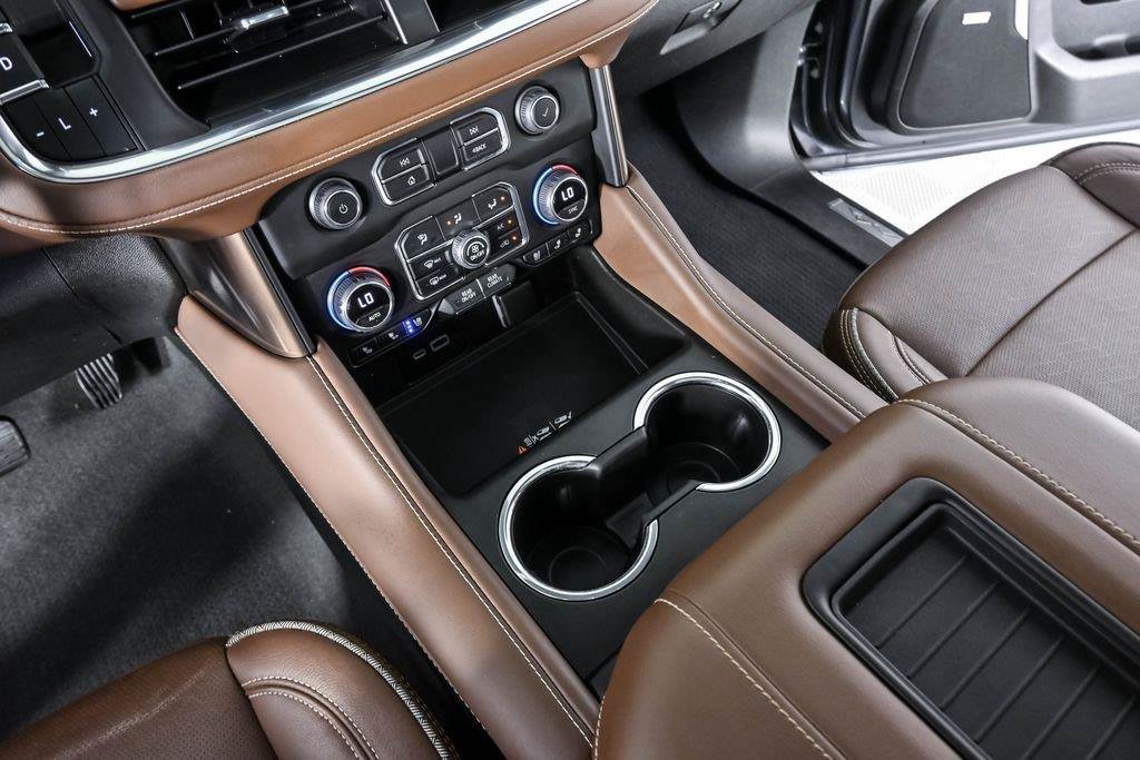 Used 2022 Chevrolet Tahoe High Country AWD/4WD image 19