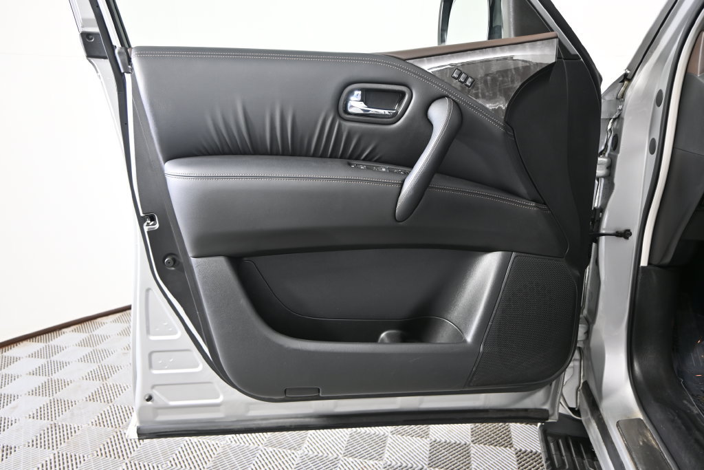 Used 2024 Nissan Armada Platinum w/ Captain's Chairs Package AWD/4WD image 20