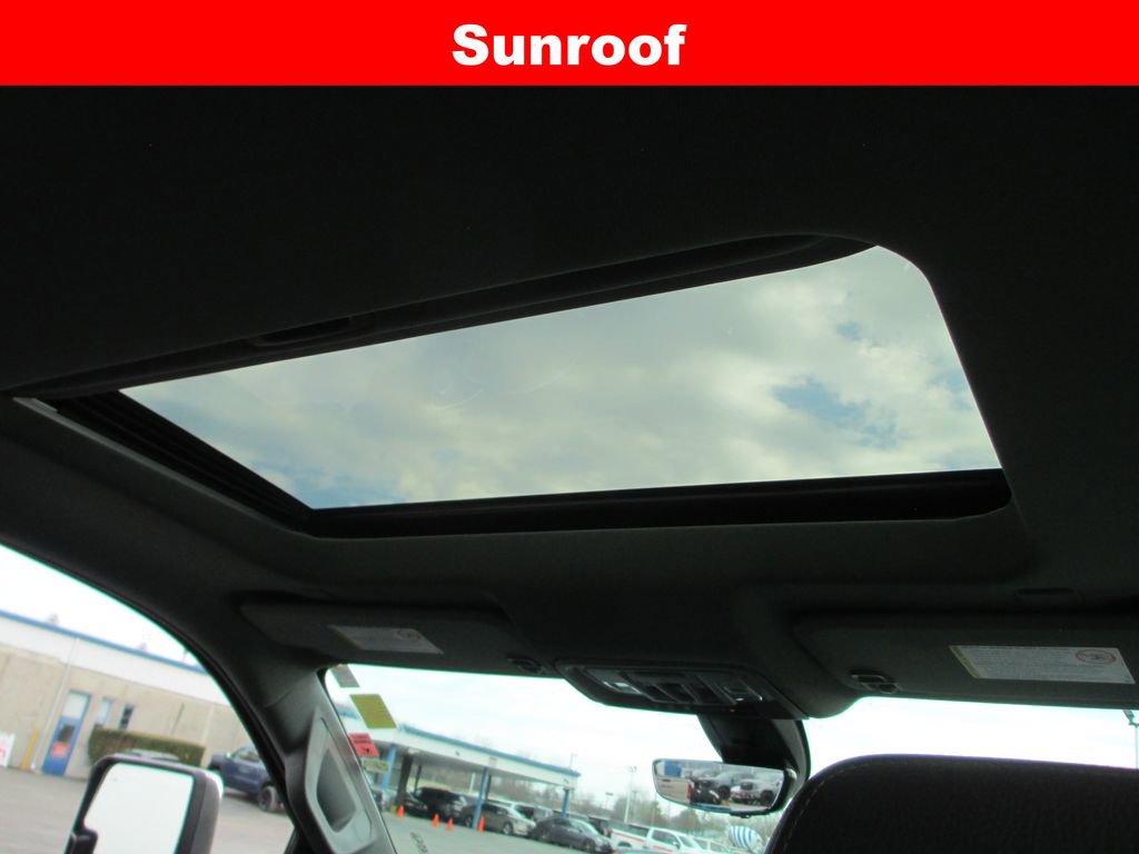 Used 2023 GMC Sierra 2500 Denali w/ Denali Ultimate Package image 17