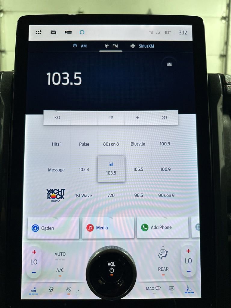 Used 2024 Ford Expedition Limited image 27