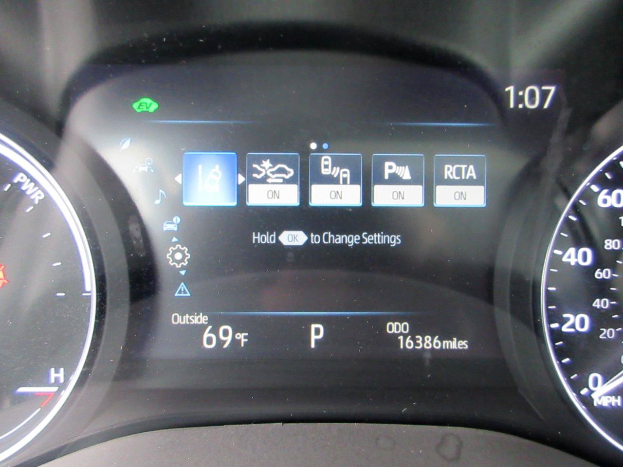 Used 2024 Toyota Sienna Limited AWD image 59