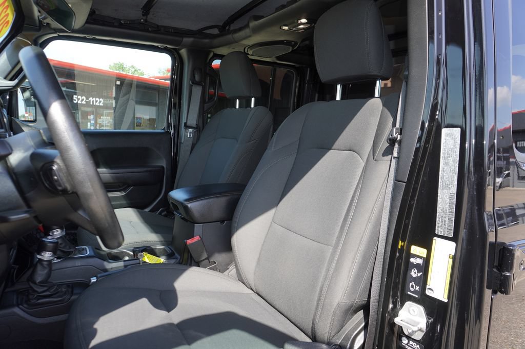 Used 2021 Jeep Gladiator Sport AWD/4WD image 23