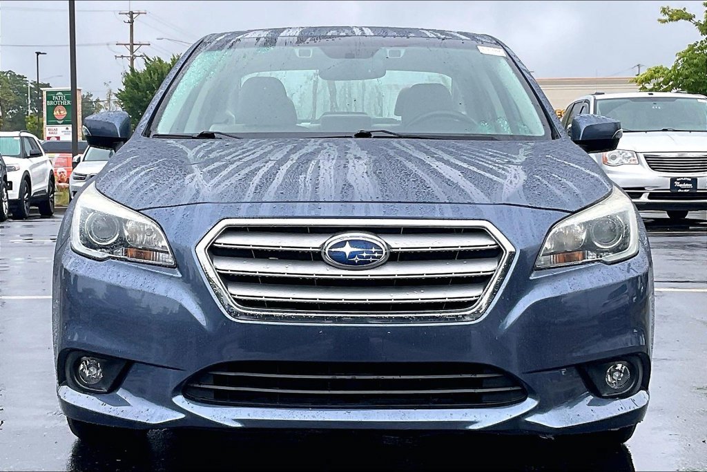 Used 2015 Subaru Legacy 2.5i Limited AWD/4WD image 3