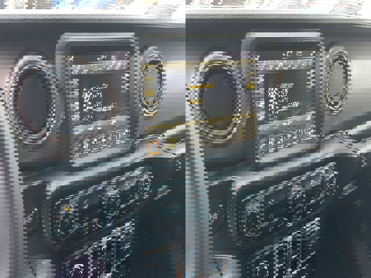 Used 2023 Jeep Wrangler Sport S image 26