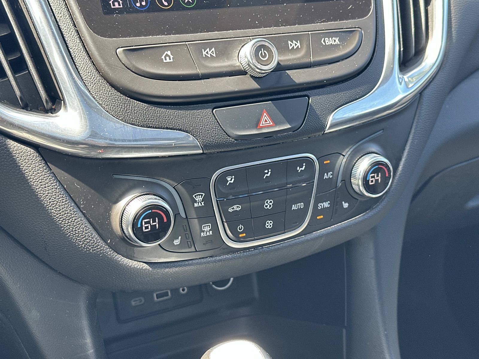 Used 2019 Chevrolet Equinox LT w/ Sun & Navigation Package FWD image 31