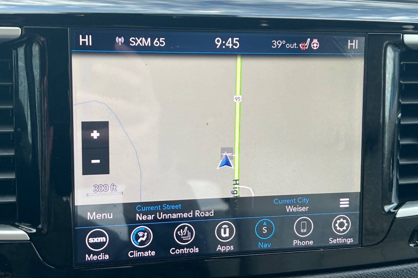 Used 2020 Chrysler Pacifica Touring-L Plus w/ Tire & Wheel Group FWD image 21