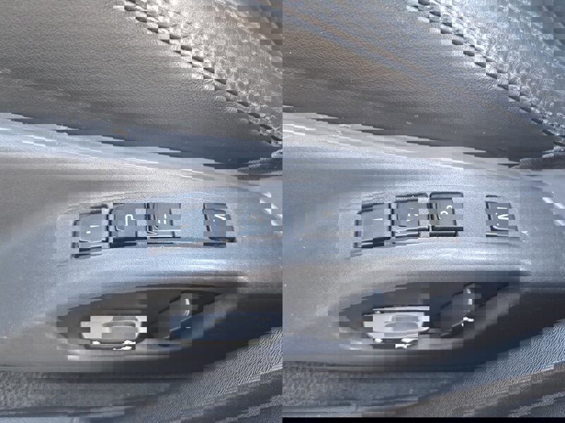 Used 2012 Volvo S60 T5 image 11