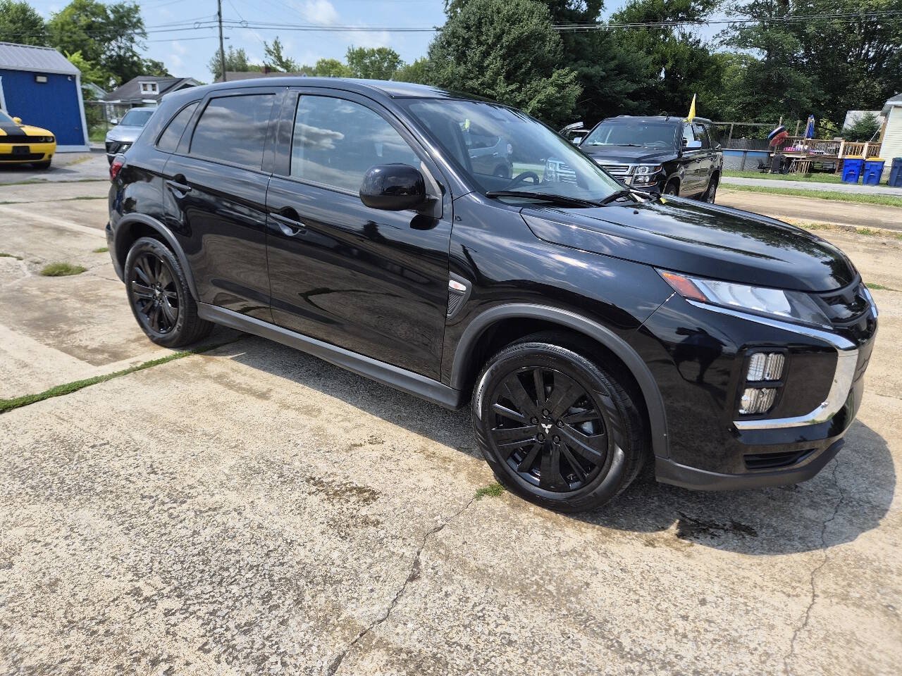 Used 2025 Mitsubishi Outlander Sport LE AWD/4WD image 5