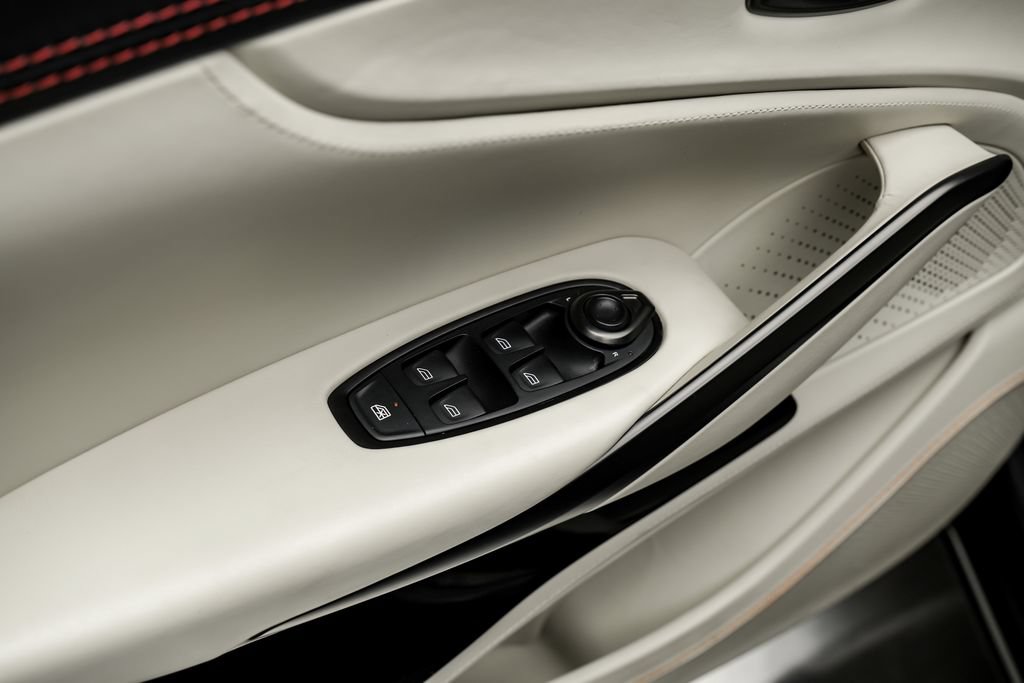 Used 2023 Aston Martin DBX 707 AWD/4WD image 48