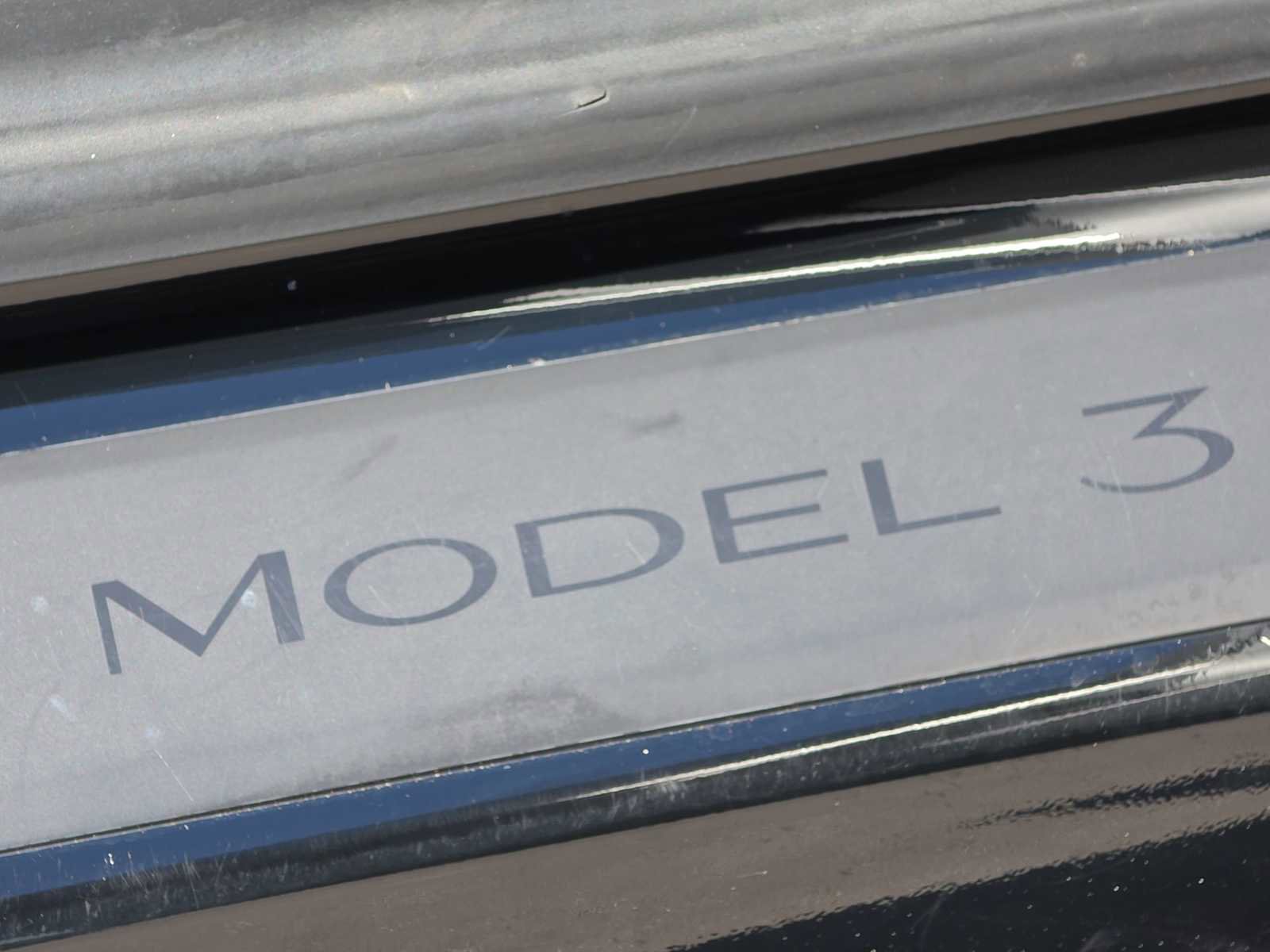 Used 2023 Tesla Model 3 Standard Range image 11