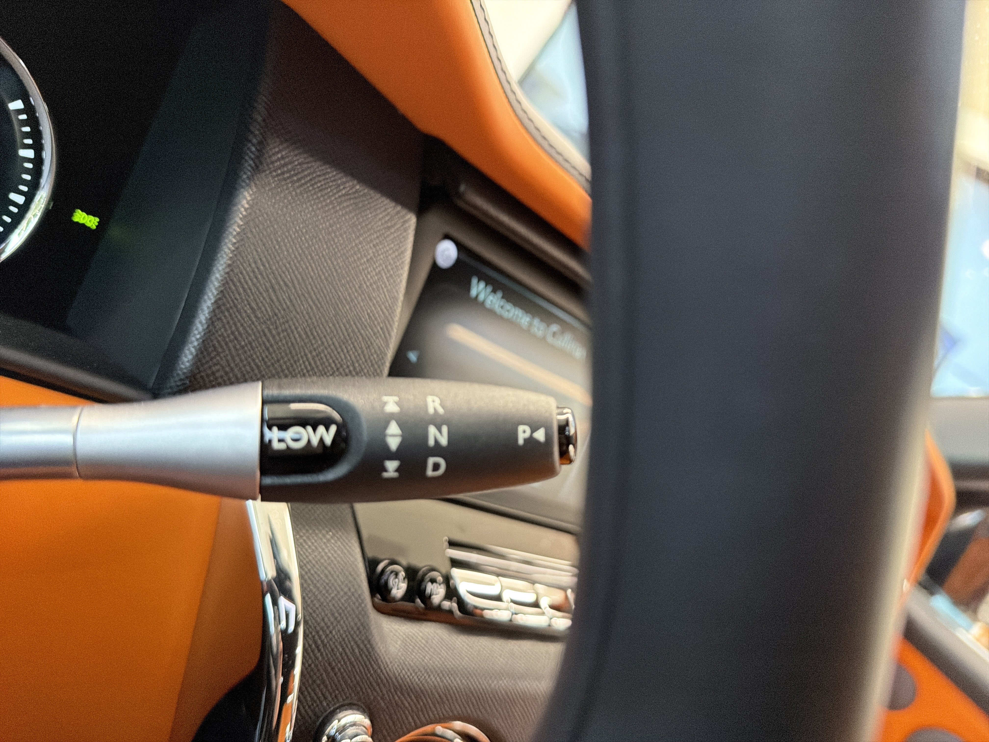 Certified 2022 Rolls-Royce Cullinan AWD/4WD image 18