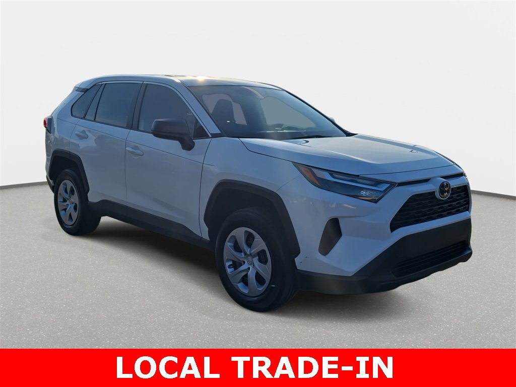 Used 2024 Toyota RAV4 LE image 3