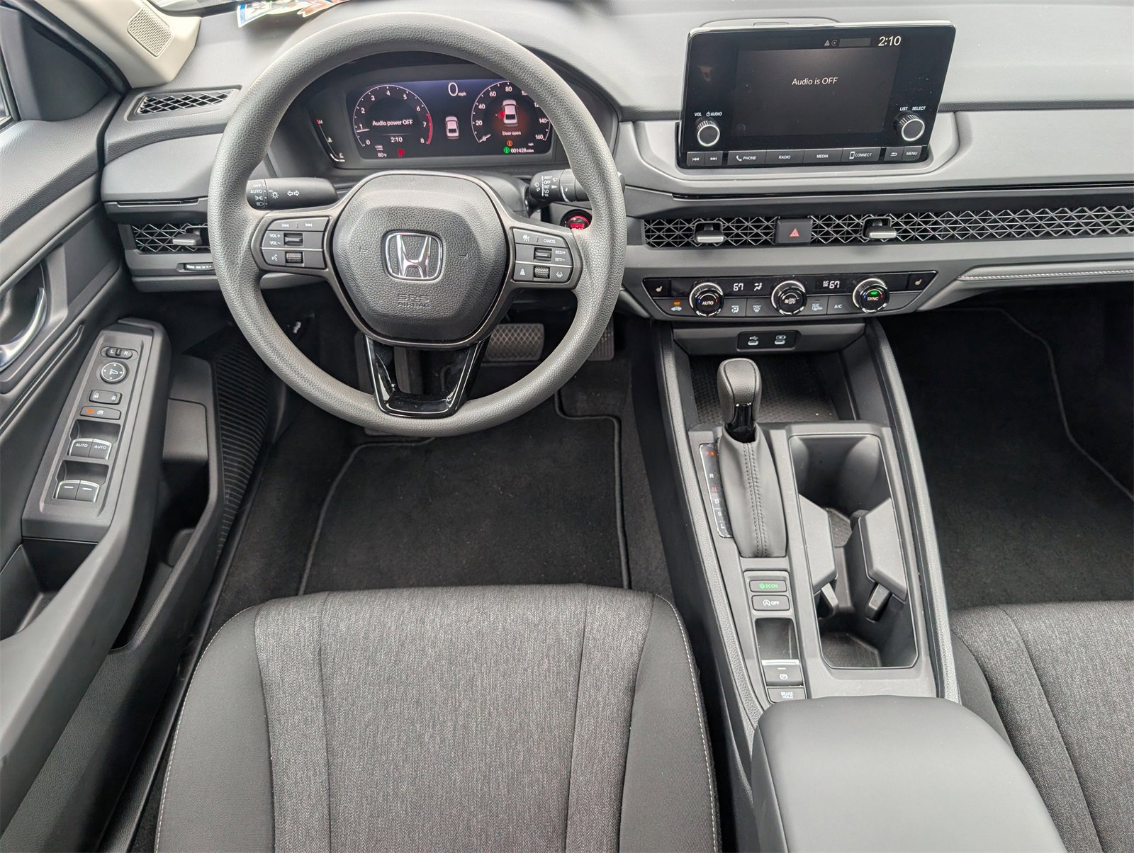 Used 2025 Honda Accord SE image 6
