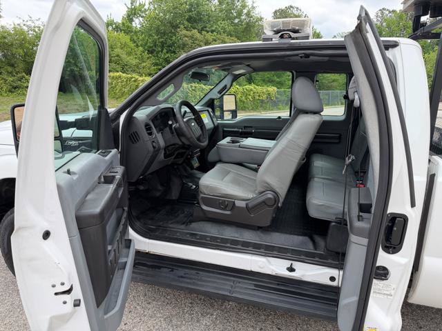 Used 2016 Ford F250 XL w/ Power Equipment Group AWD/4WD image 28