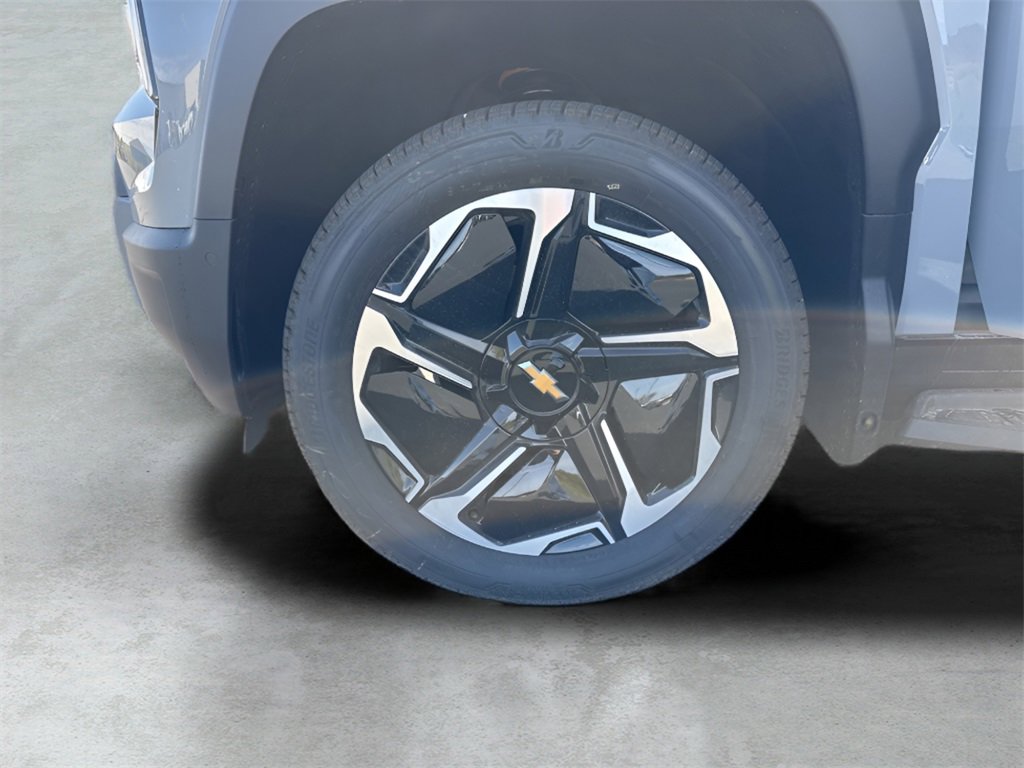 New 2026 Chevrolet Silverado EV LT w/ Premium Package image 33