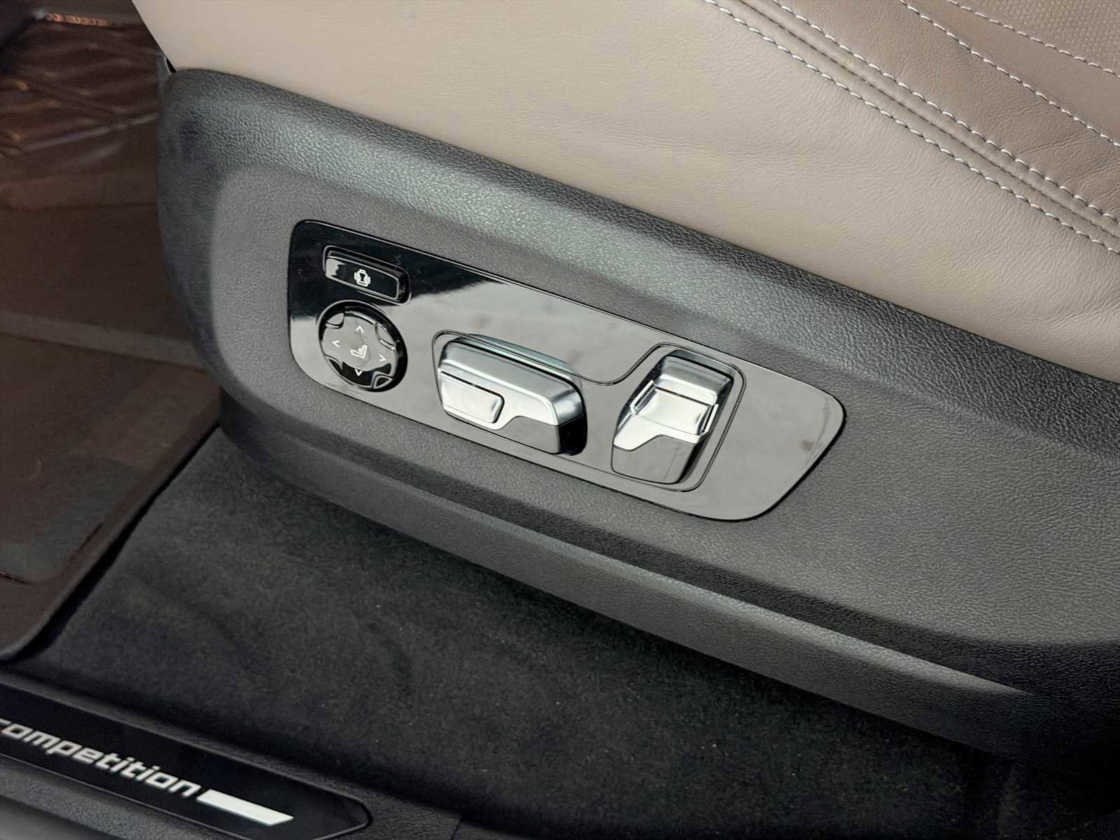 New 2026 BMW X5 M Competition w/ Executive Package AWD/4WD image 14