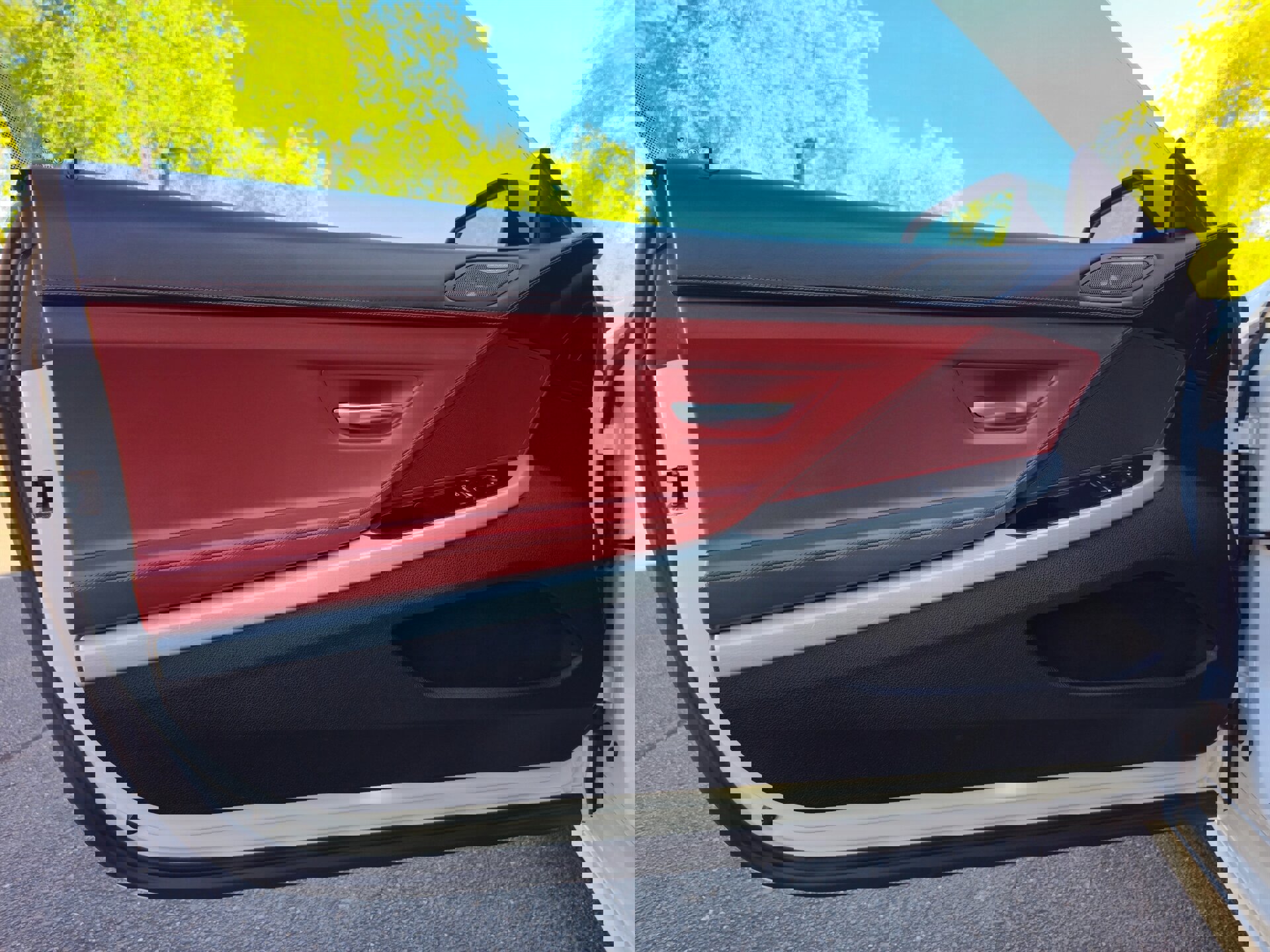 Used 2017 BMW 650i Coupe image 12