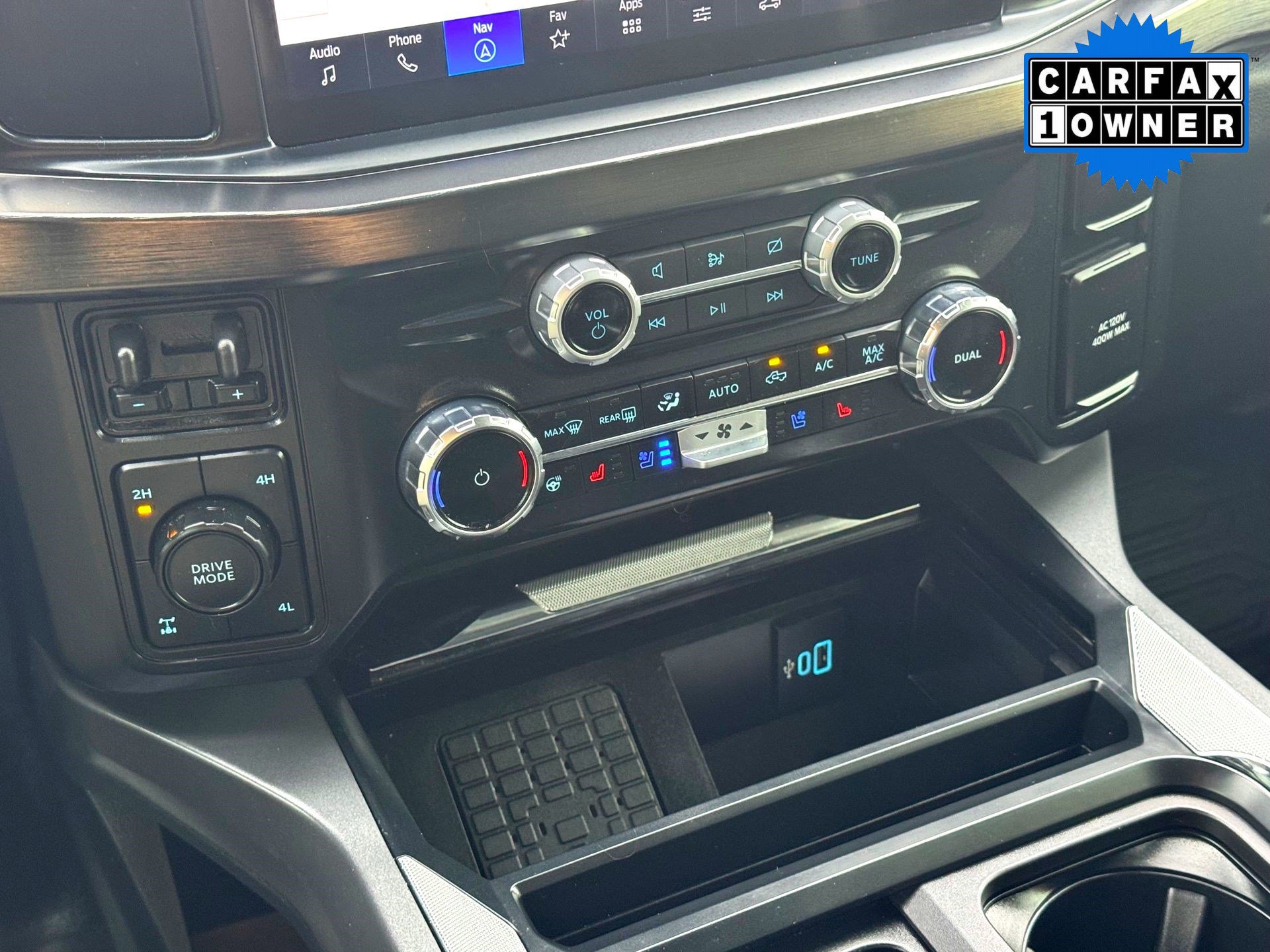 Used 2024 Ford F250 Lariat w/ FX4 Off-Road Package image 27