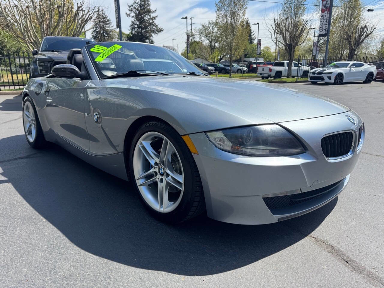 Used 2006 BMW Z4 3.0i RWD image 8