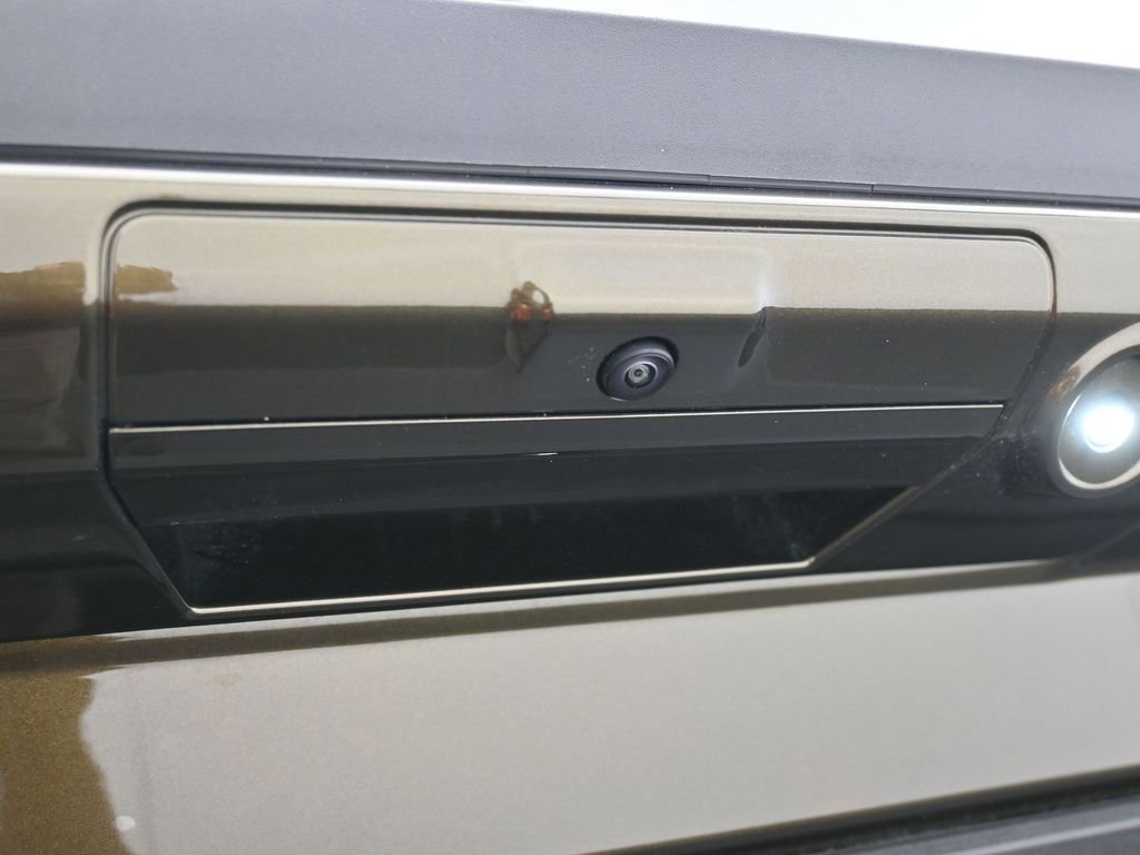 Used 2025 Ford F150 Raptor image 40