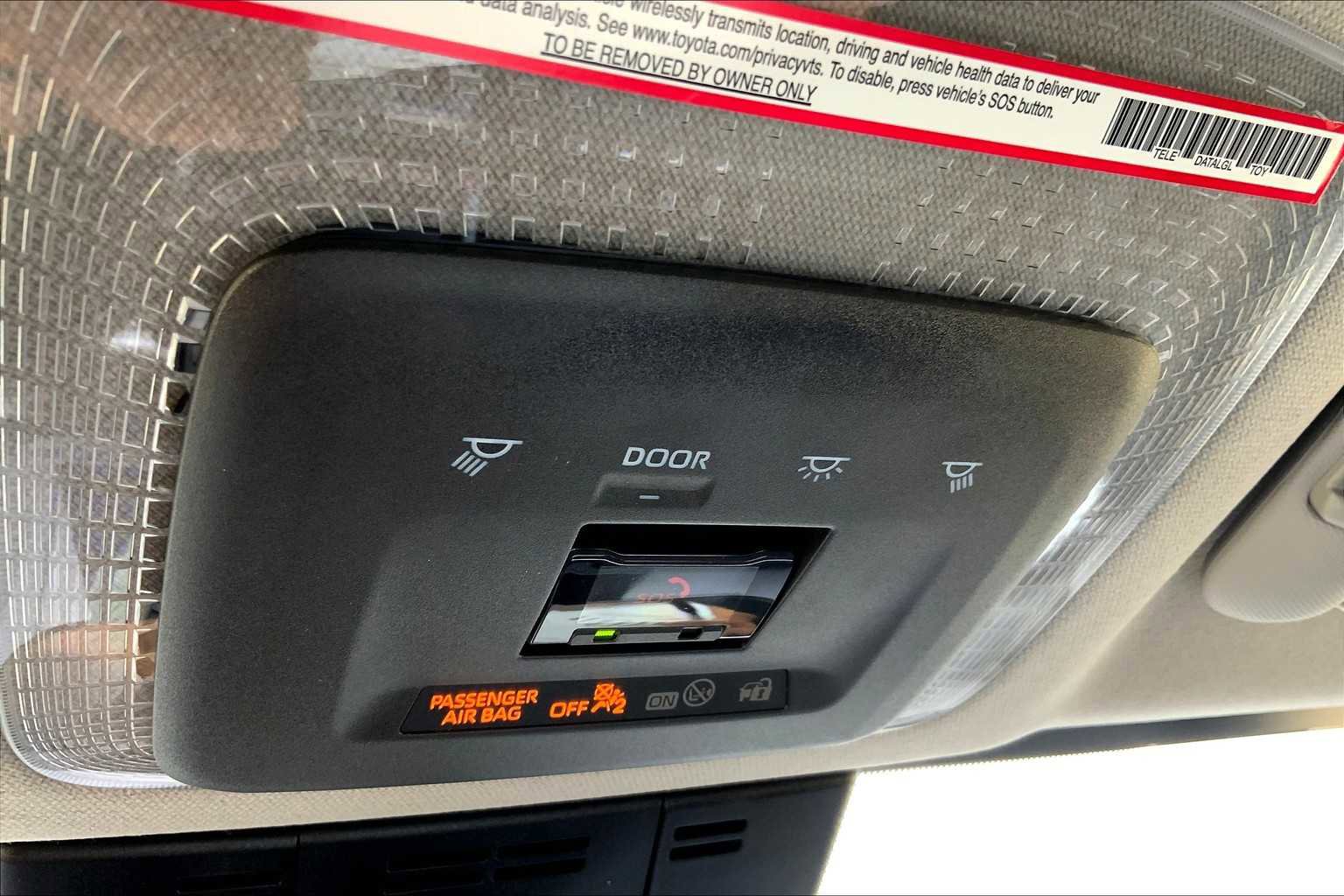 Used 2024 Toyota Prius XLE image 64