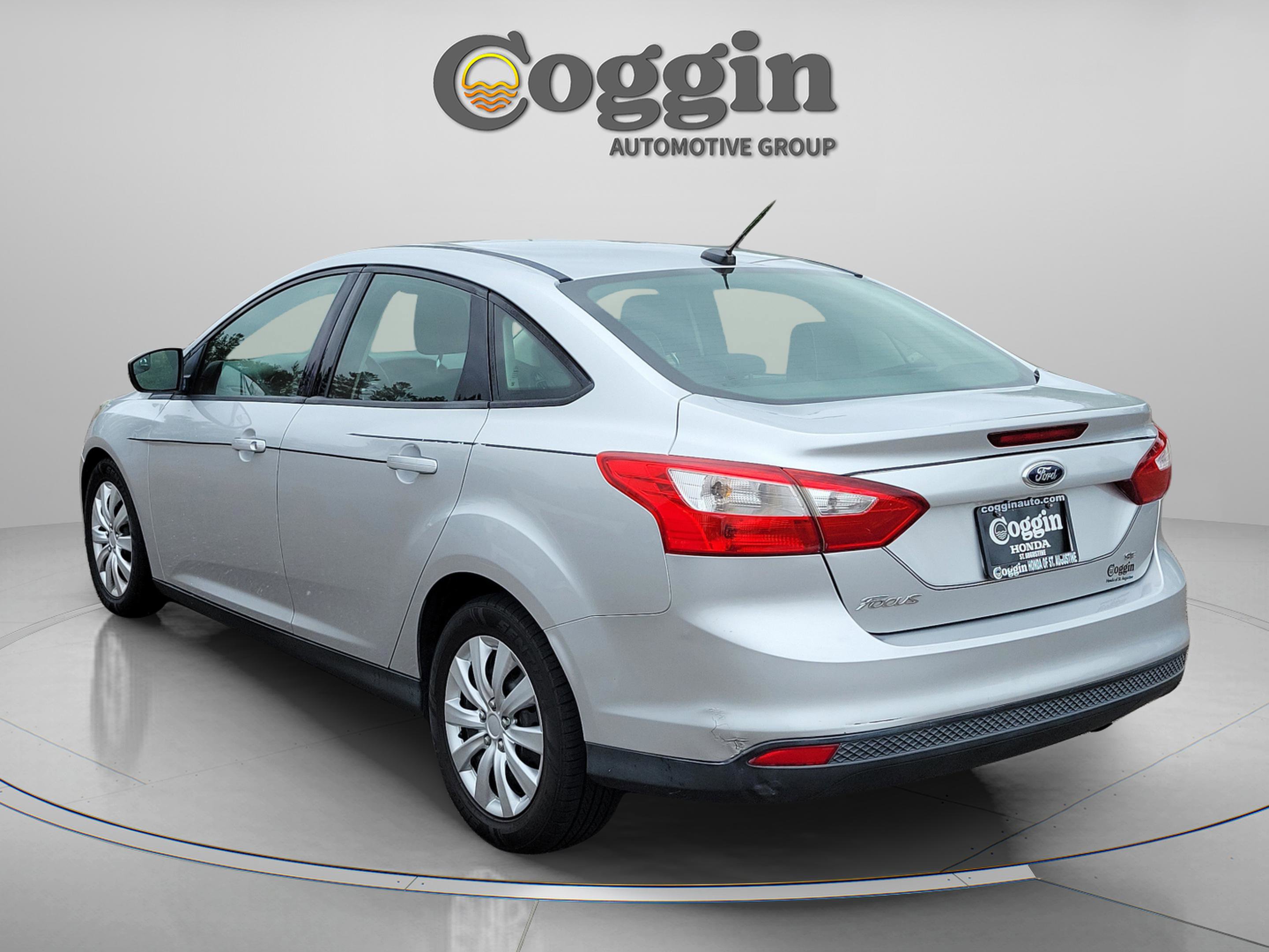 Used 2012 Ford Focus SE FWD image 3