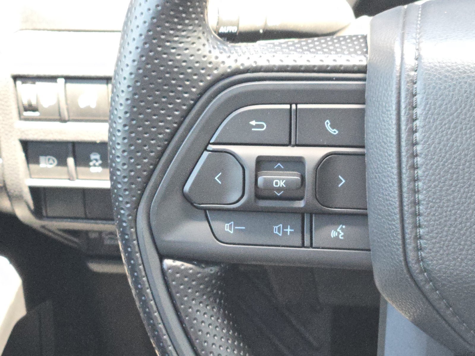 New 2026 Toyota Tacoma SR5 AWD/4WD image 25